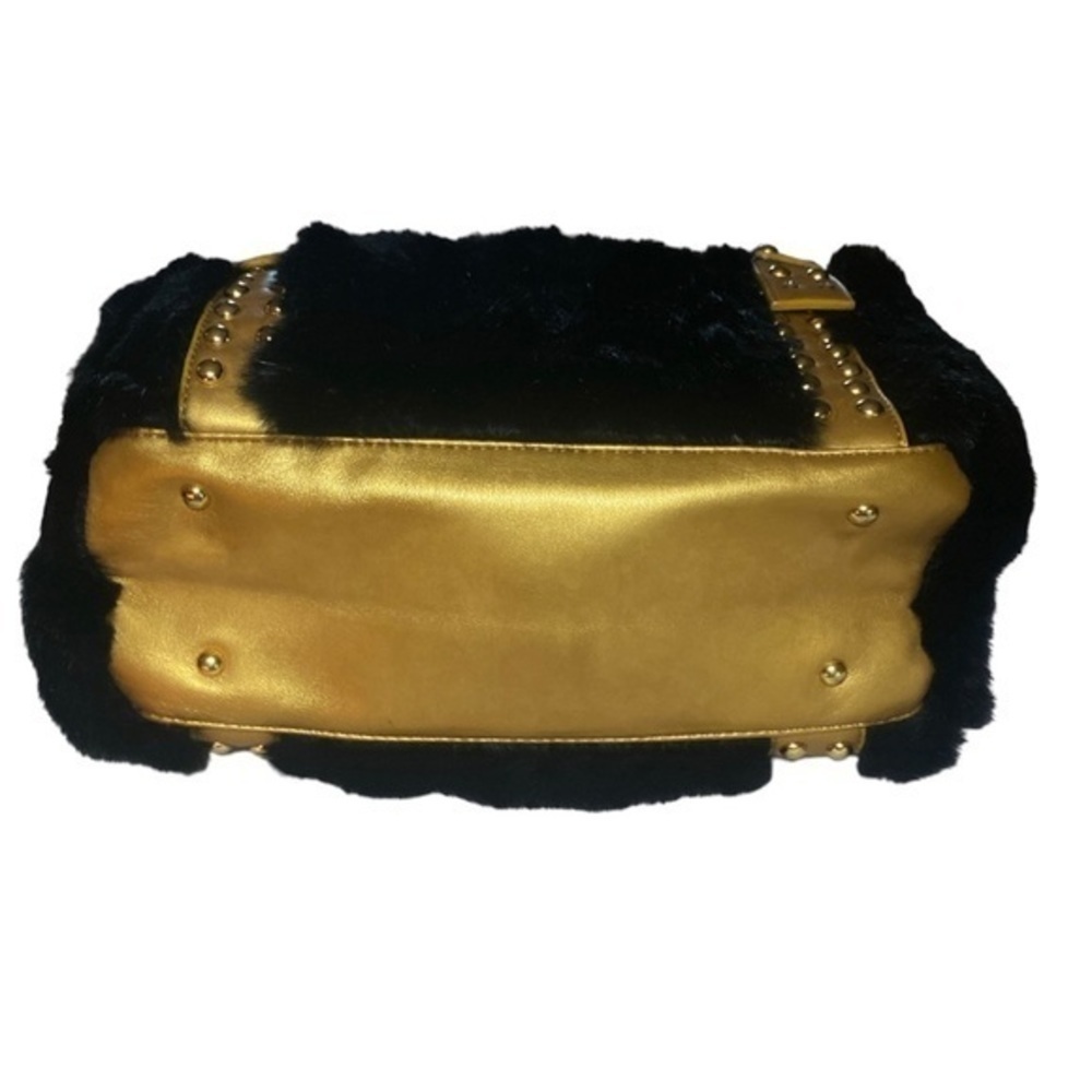 Rabbit Fur Handbag - Picture 4 of 8